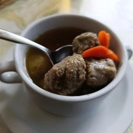 Négy Muskétás Étterem-Söröző Budapest - Étel/ital