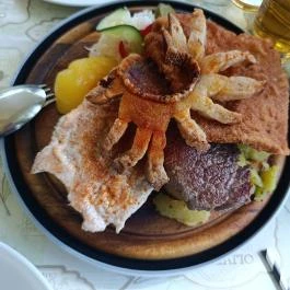 Négy Muskétás Étterem-Söröző Budapest - Étel/ital