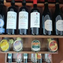 Négy Muskétás Étterem-Söröző Budapest - Étel/ital