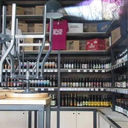 Neked Csak Dezső - Brewpub & Bistro Budapest - Belső