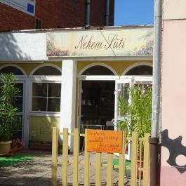 Nekem Süti, Székesfehérvár - Külső kép