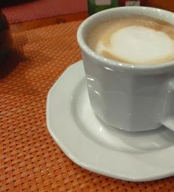 Nem Adom Fel Kávézó & Étterem