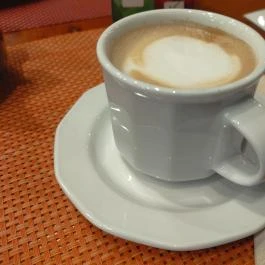 Nem Adom Fel Kávézó & Étterem Budapest - Étel/ital