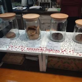 Nem Adom Fel Kávézó & Étterem Budapest - Étel/ital