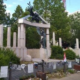 A német megszállás áldozatainak emlékműve Budapest - Egyéb