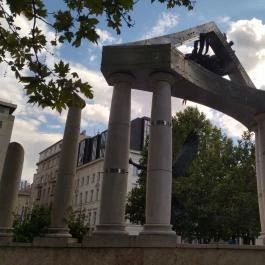 A német megszállás áldozatainak emlékműve Budapest - Egyéb