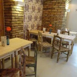 Nemo Pest Fish & Chips & Salad Bar - Október 6. utca Budapest - Belső