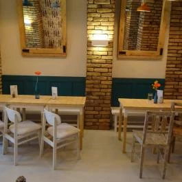 Nemo Pest Fish & Chips & Salad Bar - Október 6. utca Budapest - Belső