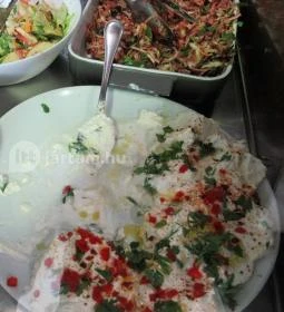 Nemsüti Vega Ételbár