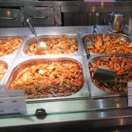 Nemzetközi Kínai Büfé Budapest - Étel/ital