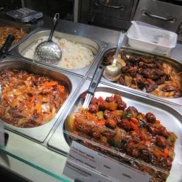 Nemzetközi Kínai Büfé Budapest - Étel/ital