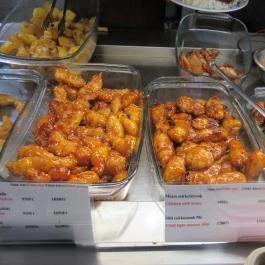 Nemzetközi Kínai Büfé Budapest - Étel/ital