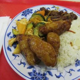 Nemzetközi Kínai Büfé Budapest - Étel/ital