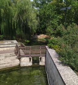 Nepomuki Szent János szobor