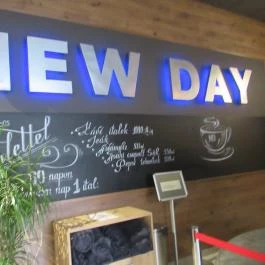 New Day Kávézó, Budapest - Egyéb