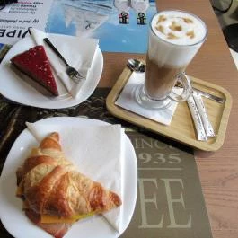 New Day Kávézó, Budapest - Egyéb