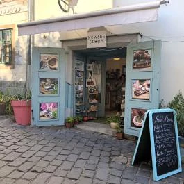 Newsee Teázó, Szentendre - Külső kép