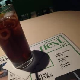 Next Bar Budapest - Étel/ital