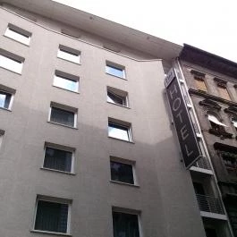 NH Budapest City Hotel Budapest - Külső kép