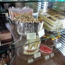 Nikoletta Cukrászda Biatorbágy - Étel/ital