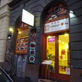 No 1 Asian Bistro Budapest - Külső kép