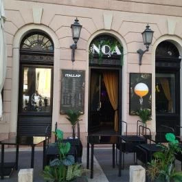 NOA Mixology Budapest - Külső kép