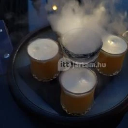 NOA Mixology Budapest - Étel/ital