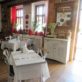 Noah Étterem, Fertőrákos - Egyéb