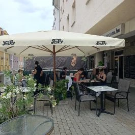 Nobility Sushi Bar & Restaurant Budapest - Külső kép