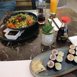 Nobility Sushi Bar & Restaurant Budapest - Étel/ital