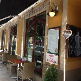 Noir et L'Or Étterem & Kávézó, Budapest - Külső kép