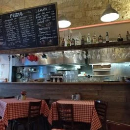 NonGluten - by Pizza Monkey Budapest - Belső