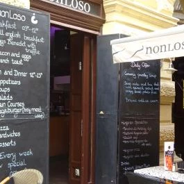 Nonloso Caffé Budapest - Külső kép