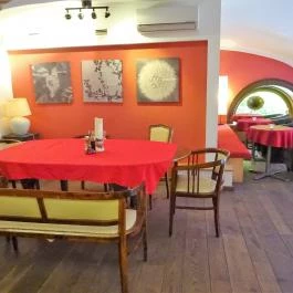 Nonloso Caffé Budapest - Belső