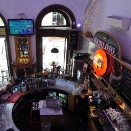 Nonloso Caffé Budapest - Belső