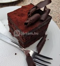 Nosztalgia Cukrászda - Mártírok útja