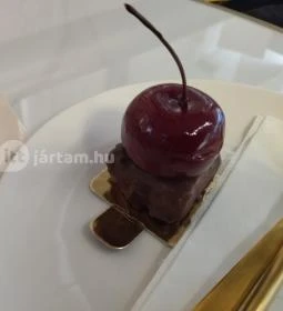 Nour - Art of Desserts Budapest