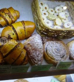 Numan Pékség - Pannónia utca