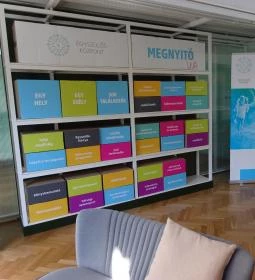 Nyolcharminc Presszó