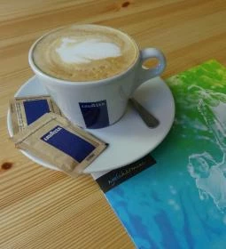 Nyolcharminc Presszó