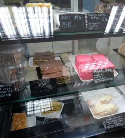 Nyugati Cöli Bisztró