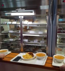 Nyugi bár & bowling