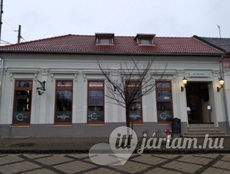 O'mami és Rozmaring bistro étterem Nagymaros