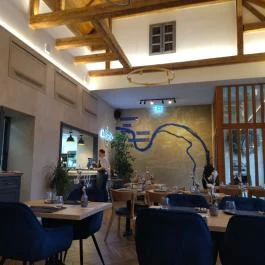 O'mami és Rozmaring bistro étterem Nagymaros - Belső