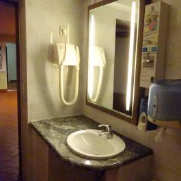 Hotel Makár Óbester Étterem Pécs - Mosdó