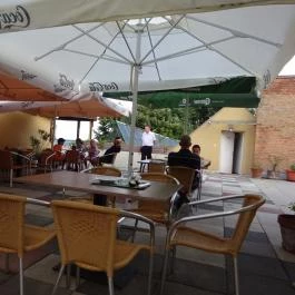 Hotel Makár Óbester Étterem Pécs - Belső