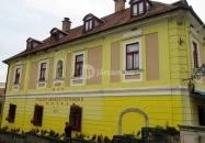 Offi Ház Hotel Eger