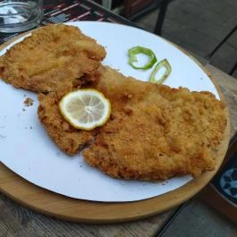 Oggi Pizzeria Napoletana Budapest - Étel/ital