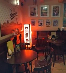 Oké Hungária Sörház & Café