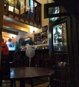 Oké Hungária Sörház & Café